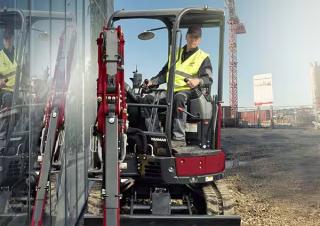 Minikotrók Yanmar ViO33-6 