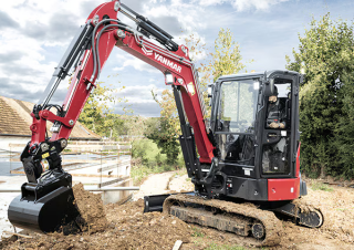 Minikotrók Yanmar ViO38-7