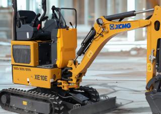 Minikotrók XCMG XE10E