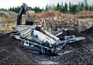 Mobil rosták Metso Lokotrack ST 2.8