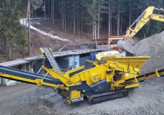 Mobil rosták Keestrack Novum 4215