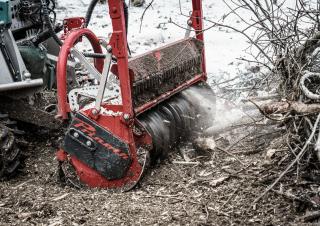 Mulcsozók Prinoth M450h-2700