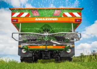 Hígtrágya és trágya technológiák Műrágyaszórók Amazone ZA-V 2000 Special