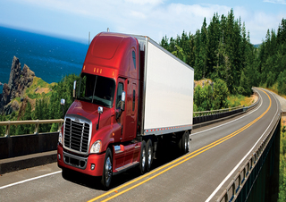 Tehergépkocsik Nyergesvontatók Freightliner Cascadia 113 48 XT Cummins X15