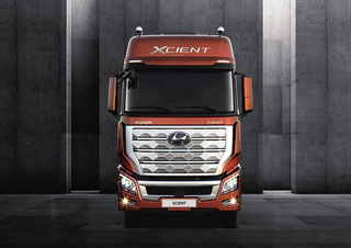 Tehergépkocsik Nyergesvontatók Hyundai Commercial Vehicles H380.42 D6CB41