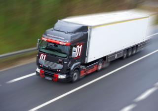 Tehergépkocsik Nyergesvontatók Renault PREMIUM 380.19 4X2 TGV1040