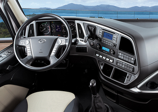 Tehergépkocsik Nyergesvontatók Hyundai Commercial Vehicles Q340.42 D6HA3H