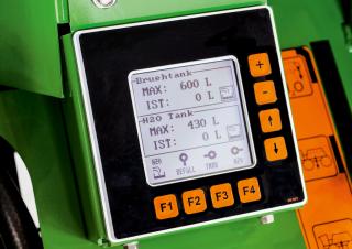 Önjáró  szántóföldi permetezők Amazone Pantera 4502 (24)