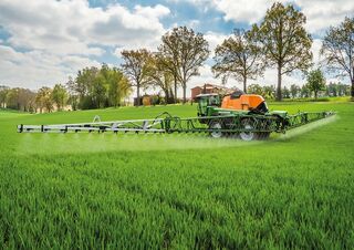 Önjáró  szántóföldi permetezők Amazone Pantera 4504 W (40)