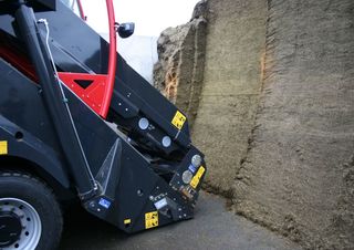 Táp technológiák Önjáró tápkeverők Trioliet Triotrac 1700