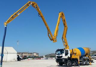 Pumix teherautók CIFA MK28L-5