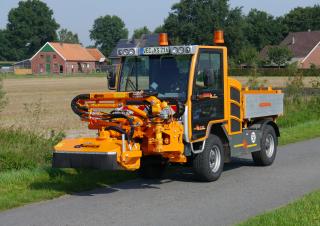 Nyári kapbantartási eszközök Rézsünyrók Dücker DBM 400 TMK 13