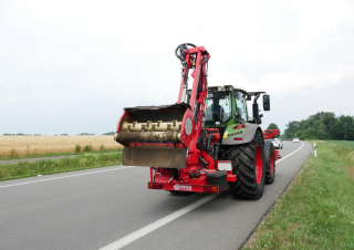 Nyári kapbantartási eszközök Rézsünyrók Dücker HDM 700  GMK 12
