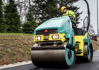Hengerek Tandem vibrohengerek Ammann ARX 45-2