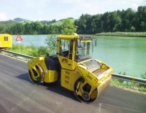 Hengerek Tandem vibrohengerek Bomag BW 190 AD-4