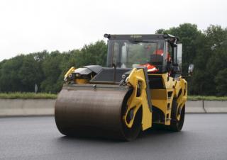 Hengerek Tandem vibrohengerek Bomag BW 206 ADO-50