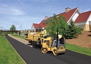 Hengerek Tandem vibrohengerek Caterpillar CB14B