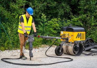 Hengerek Tandem vibrohengerek Mecalac MBR71