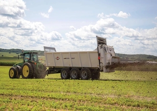 Táp technológiák Tápkeverők Kuhn PXL 1120