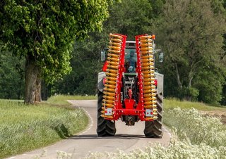 Tárcsák Väderstad Carrier X 525