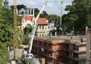 Betonszivattyúk Tehergépkocsira szerelt betonszivattyúk SCHWING-Stetter S 36 X
