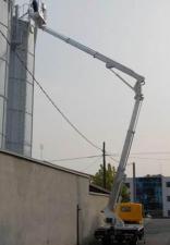 Gémes személyemelők Tehergépkocsira szerelt csuklógémes munkaállványok Multitel MX 200 DS