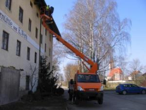 Teleszkópgémes személyemelők Tehergépkocsira szerelt teleszkópos munkaállványok GSR E200T E4 Comfort