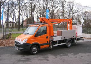 Teleszkópgémes személyemelők Tehergépkocsira szerelt teleszkópos munkaállványok Blumenbecker - Hubmeister® HM 14 TK