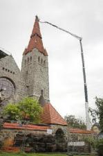 Teleszkópgémes személyemelők Tehergépkocsira szerelt teleszkópos munkaállványok Bronto Skylift S 104 HLA