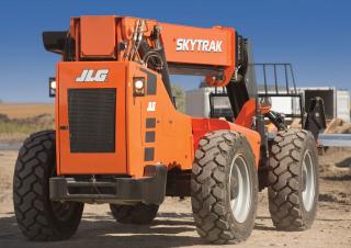 Teleszkópos rakodók JLG 10054