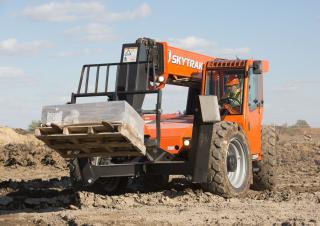 Teleszkópos rakodók JLG 10054