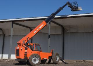 Teleszkópos rakodók JLG 10054