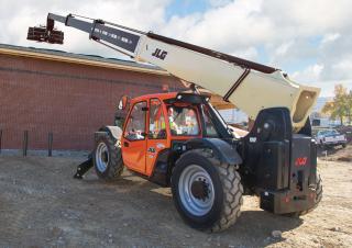 Teleszkópos rakodók JLG 1255