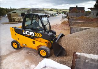 Teleszkópos rakodók JCB 35-26D 4x4