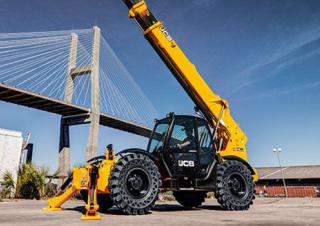 Teleszkópos rakodók JCB 514-56
