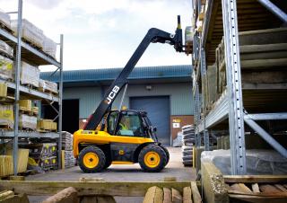 Teleszkópos rakodók JCB 516-40