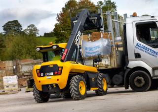 Teleszkópos rakodók JCB 516-40