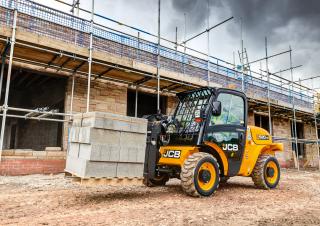 Teleszkópos rakodók JCB 520-40