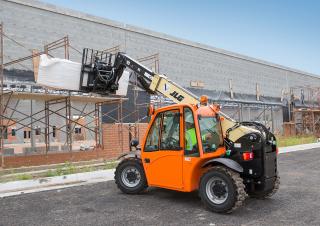 Teleszkópos rakodók JLG G5-18A 