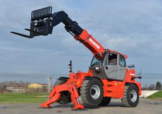 Teleszkópos rakodók Manitou MHT 1490