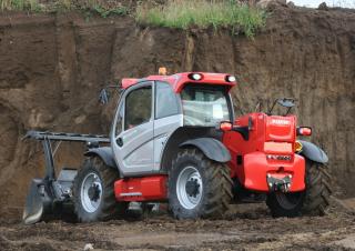 Teleszkópos rakodók Manitou MLT 840-145 PS