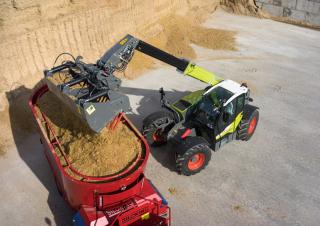 Teleszkópos rakodók Claas Scorpion 732 