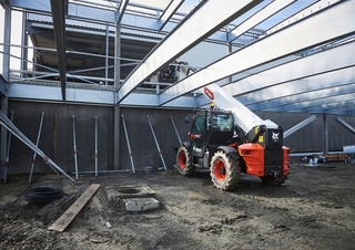 Teleszkópos rakodók Bobcat T40.180SLP 100 V