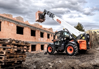 Teleszkópos rakodók Bobcat T40.180SLP 100 V