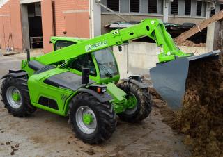Teleszkópos rakodók Merlo TF 35.7 CS-120