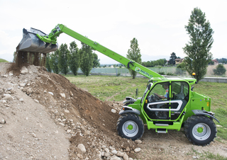 Teleszkópos rakodók Merlo TF 38.10-120 (G)