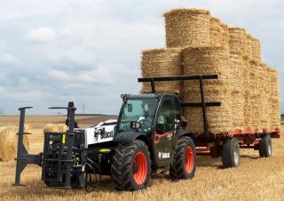 Teleszkópos rakodók Bobcat TL30.70 AGRI Low Cab 100 IV