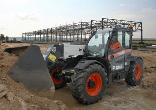 Teleszkópos rakodók Bobcat TL470 Agri