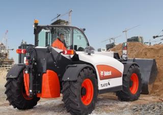 Teleszkópos rakodók Bobcat TL470HF Agri