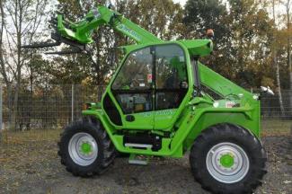 Teleszkópos rakodók Merlo Turbofarmer P 40.7 CS